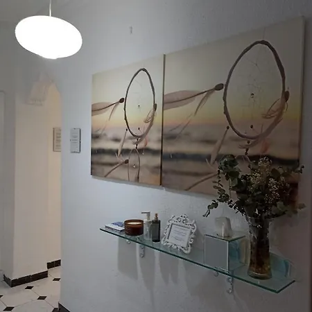 Alojamientovalencia-Barrio Ruzafa Apartment